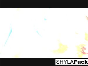A rare softcore Solo By Shyla